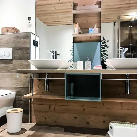 Gaspard - Coup Coeur Pour Ce Magnifique En Plein Centre De Station Mae-5361 Chalet Venosc